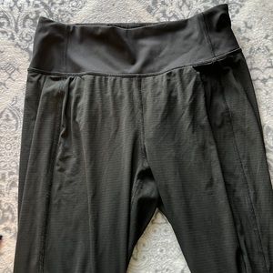 Lululemon size 8 mesh joggers